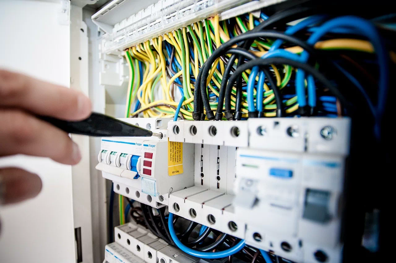 Commercial Electricians 3 Commercial Fuseboard