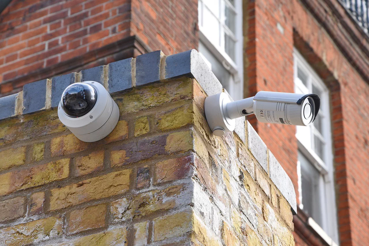 Security & Fire Alarms 3 Security & Fire Alarm Systems